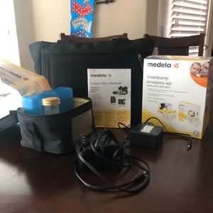 Medela breastpump Tote bag  w/ new accessory set